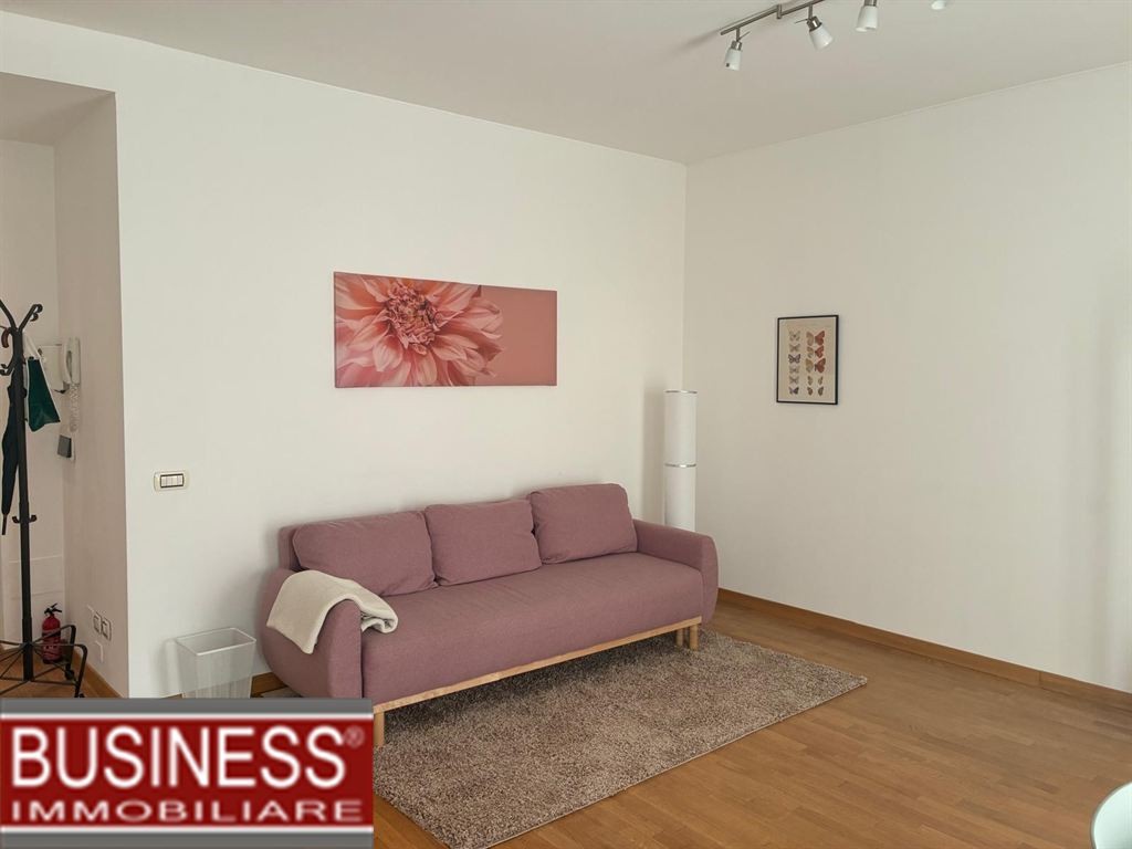 MILANO - BILOCALE RISTRUTTURATO PIANO ALTO