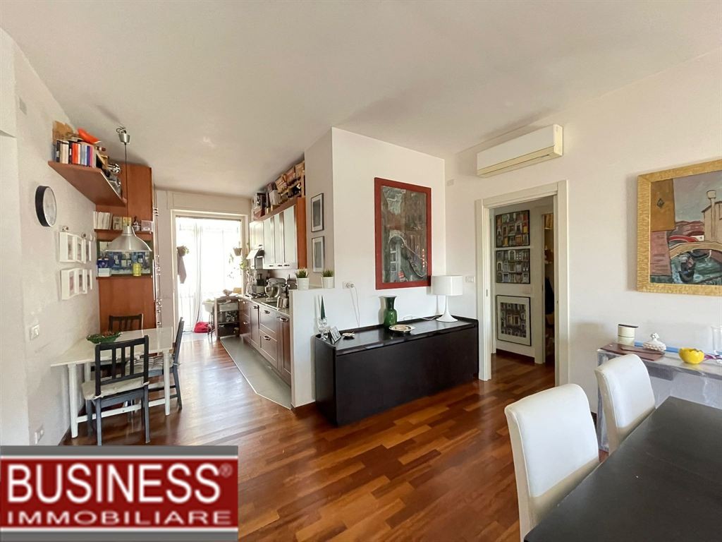 MILANO - MONTENERO - VIALE LAZIO  - TRE LOCALI DI 105 MQ AL SESTO PIANO